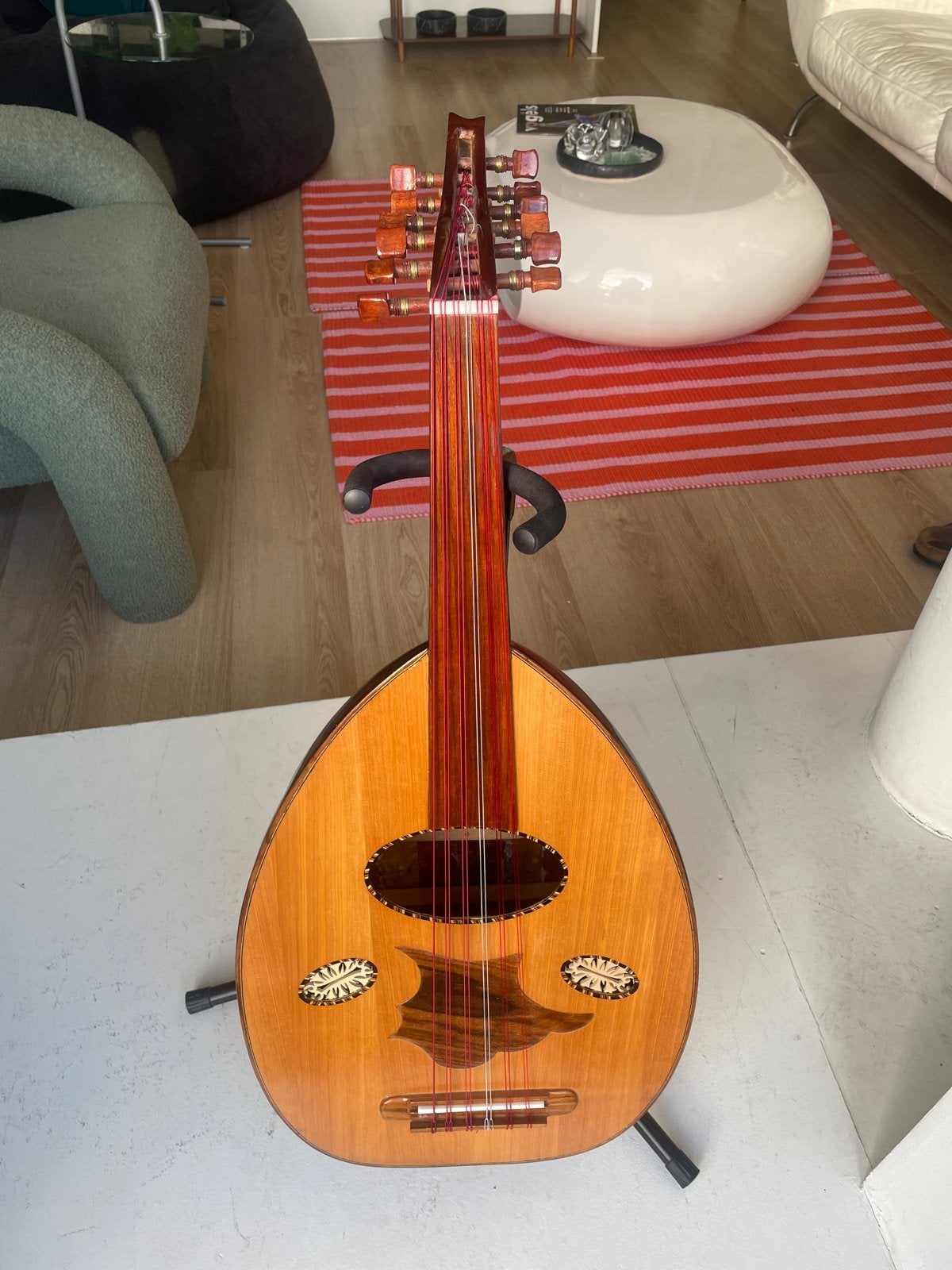 Mooie Oud met ingebouwde jack-uitgang en tas