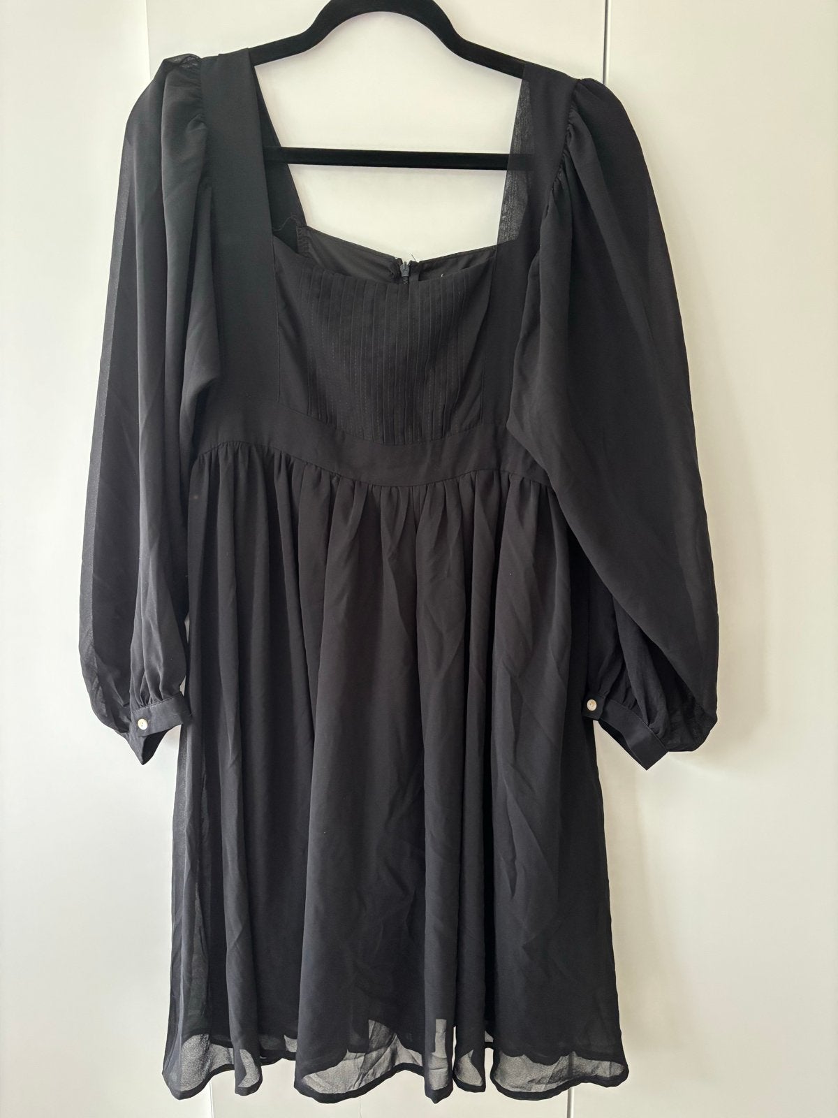 Zwarte jurk met pofmouwen en vierkante hals - OOTDEE, Zwart, Maat 46/48 (XL) of groter, Nieuw, Ophalen of Verzenden