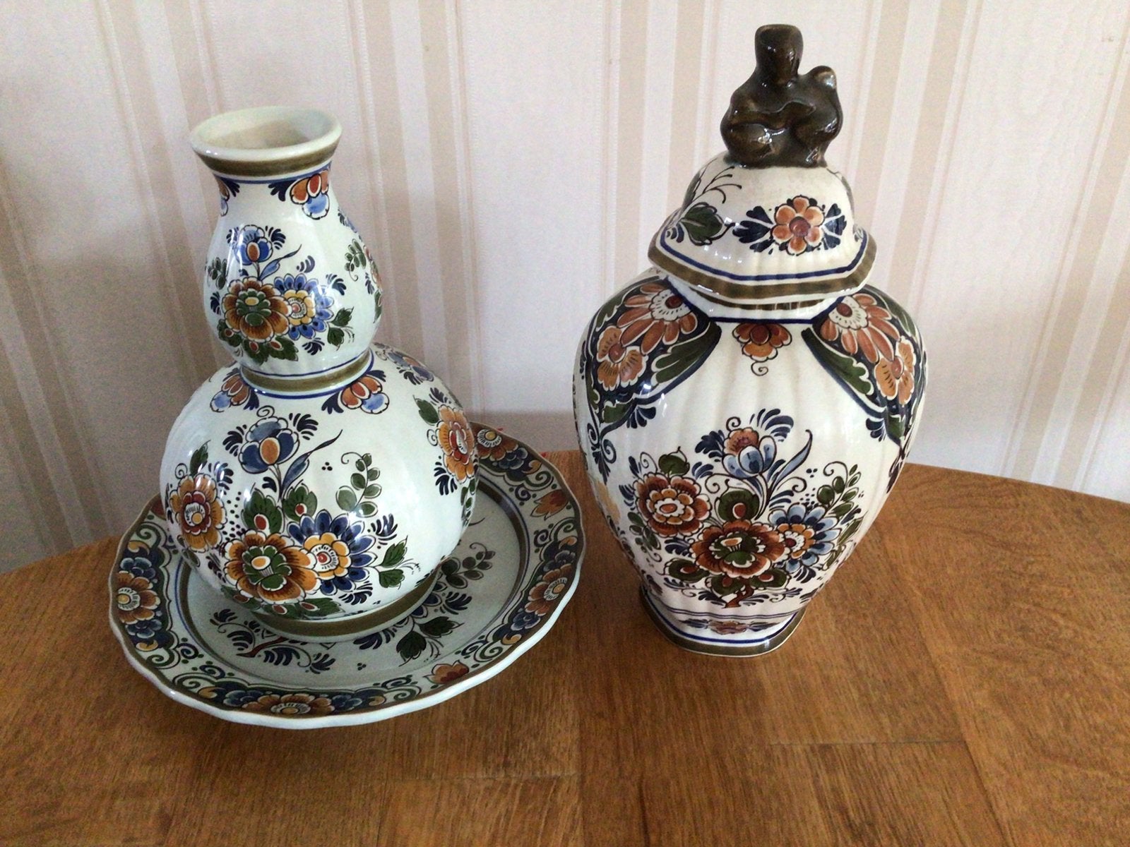 2 x DELFSE AARDEWERK VAZEN, Ophalen