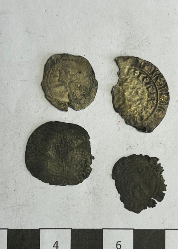 B5 bodemvondsten, Ophalen of Verzenden