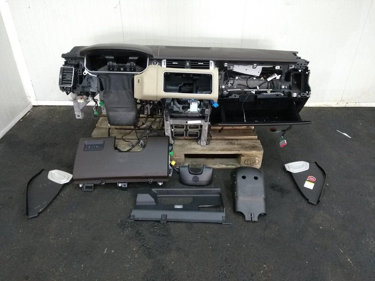 LANDROVER RANGE ROVER SPORT L494 Range Rover Sport 2.0 Si DA, Ophalen of Verzenden, Gebruikt, Stiba lid