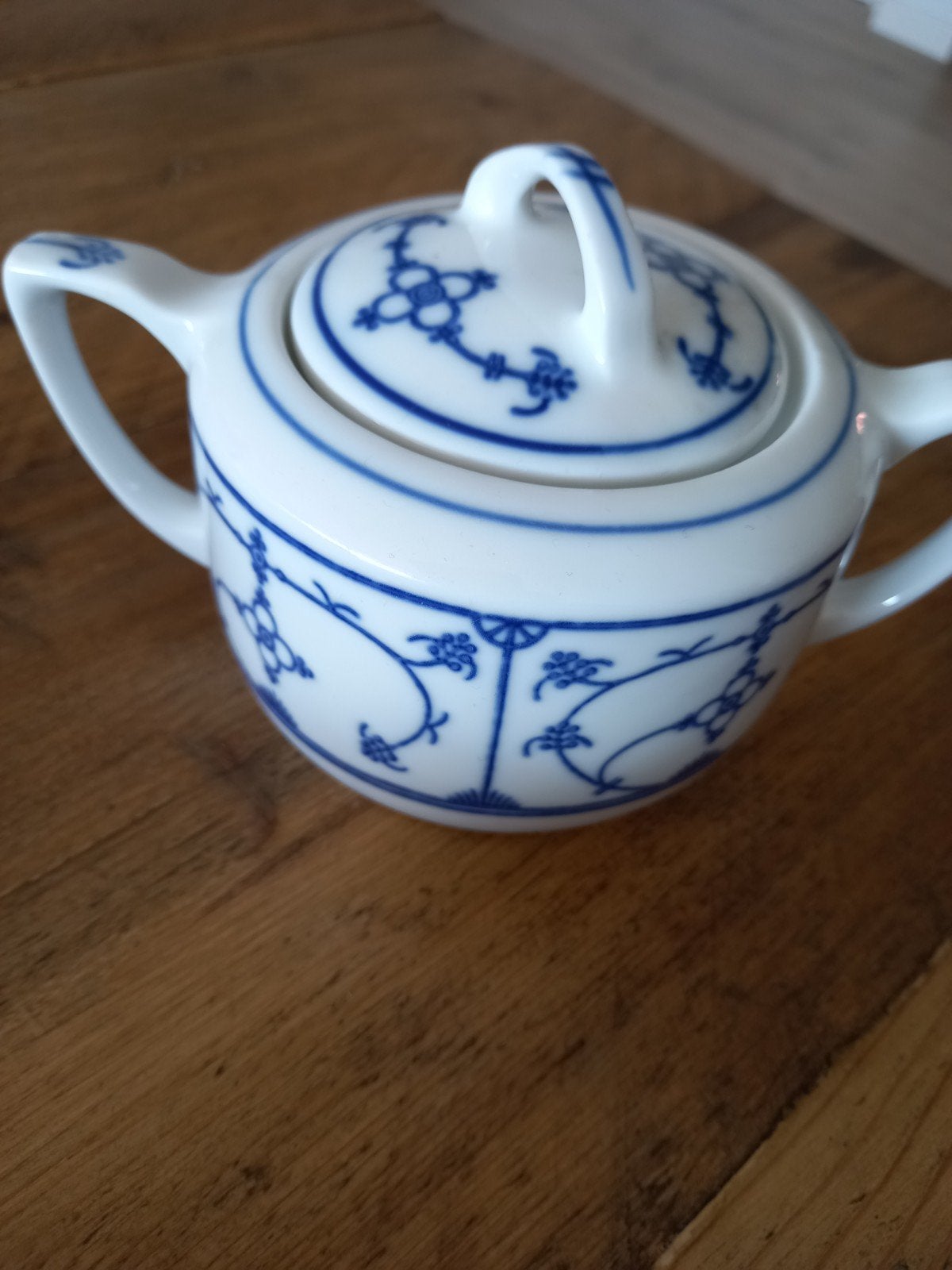 saks blau jager suikerpot, Antiek en Kunst, Antiek | Servies los, Ophalen
