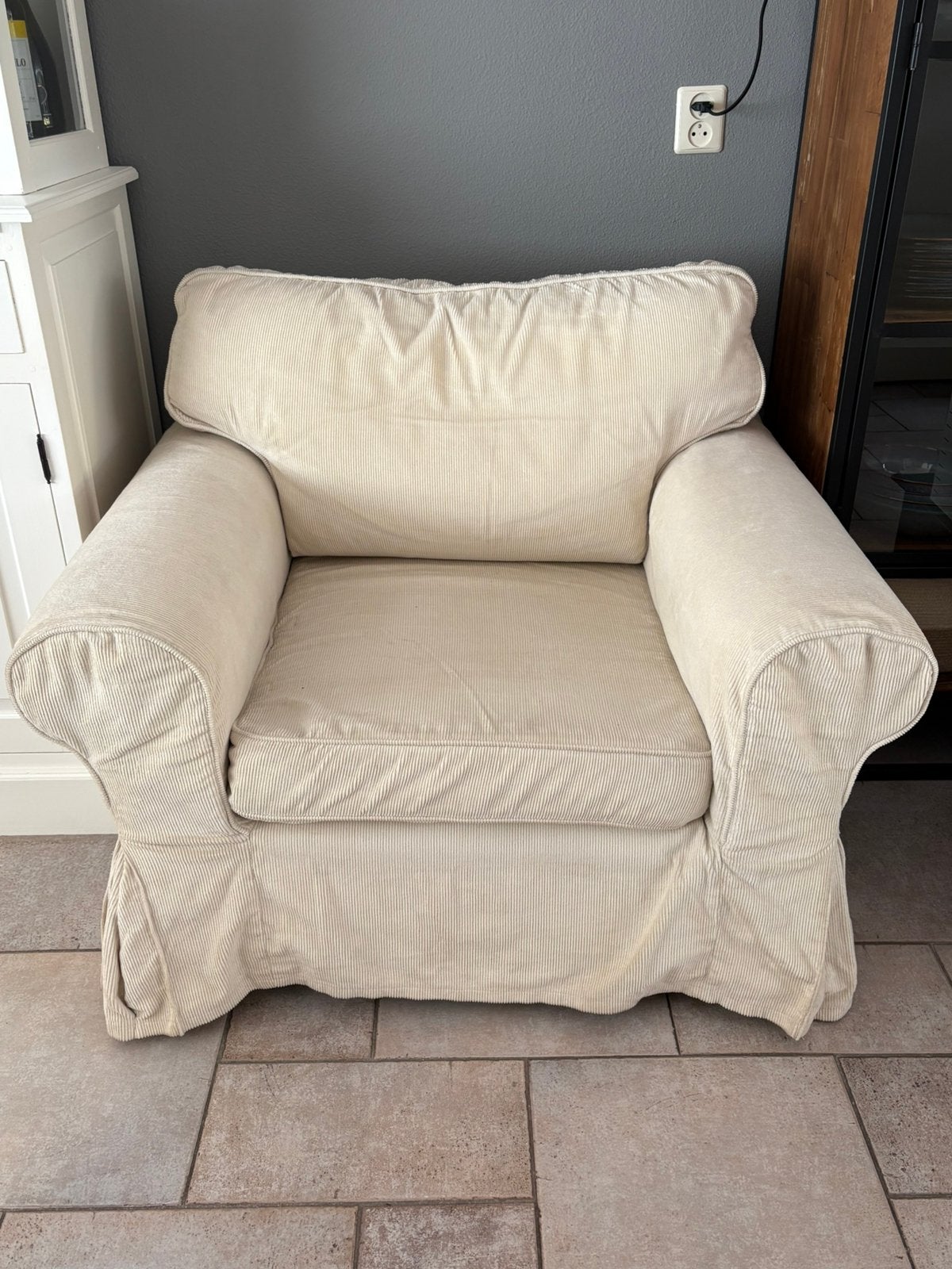 Comfortabele fauteuil met ribstof bekleding, Ophalen, Gebruikt, 75 tot 100 cm, 75 tot 100 cm