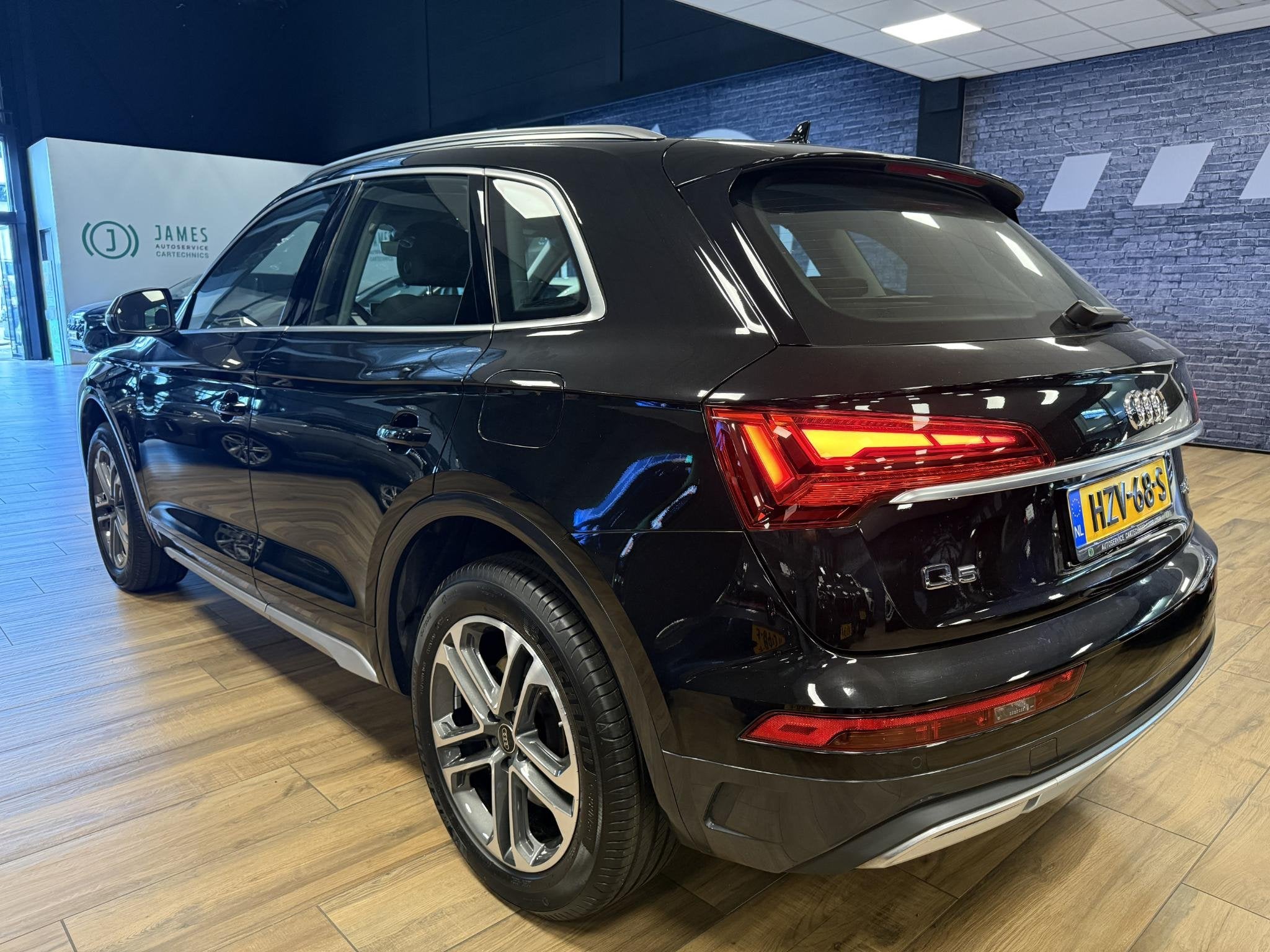 Audi Q5 50 TFSIe Advanced edition PHEV|Carplay|Elek.Achterkl, Auto's, Automaat, Gebruikt, 4 cilinders, Zwart