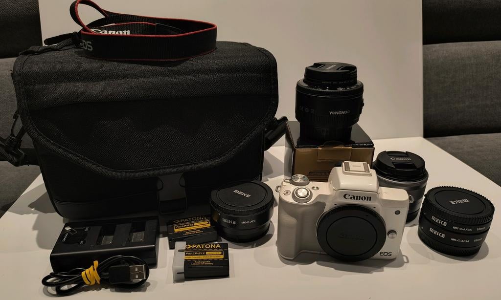 Canon EOS M50 Systeemcamera met toebehoren, Audio, Tv en Foto, Fotocamera's Digitaal, Ophalen of Verzenden, Zo goed als nieuw