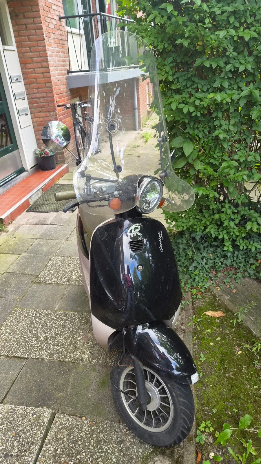 GerRoe Moon Scooter - Zwart/Beige met Windscherm, Ophalen, Gebruikt, Benzine, Overige merken