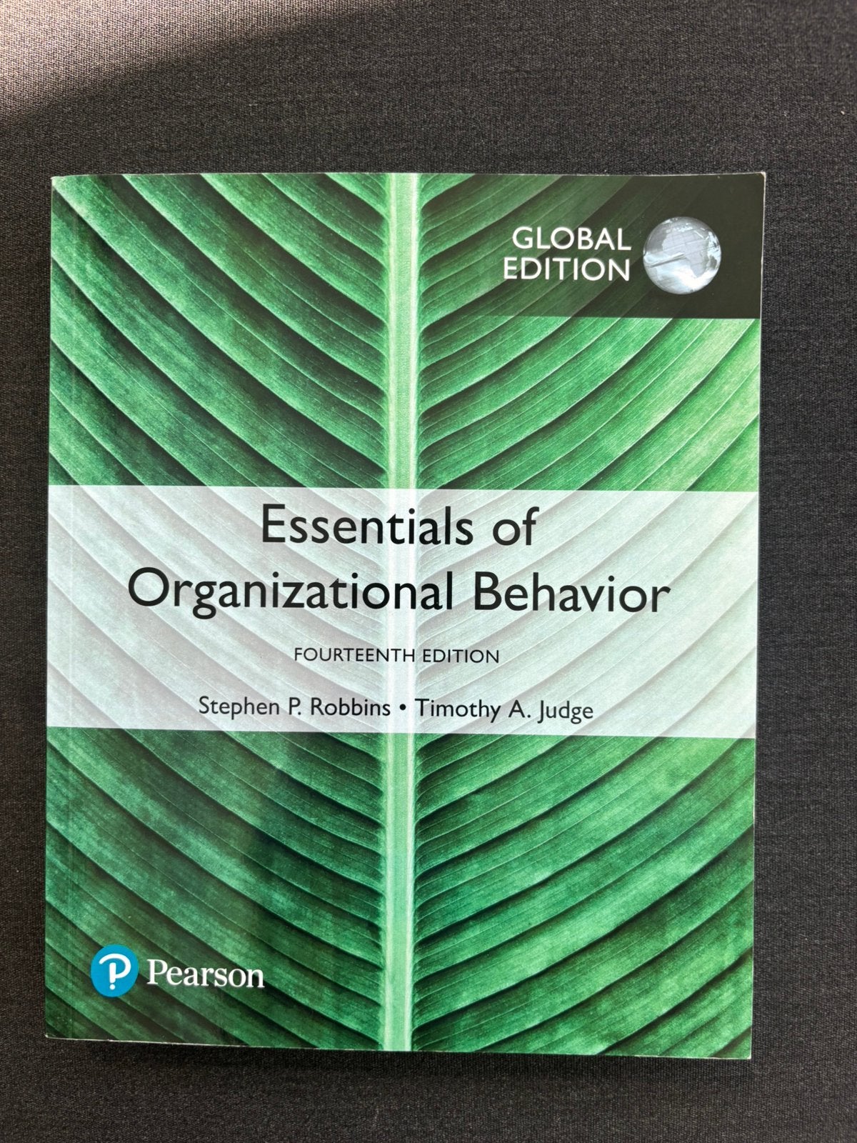 Essentials of Organizational Behavior 14e editie, Ophalen of Verzenden, Beta, Zo goed als nieuw, WO