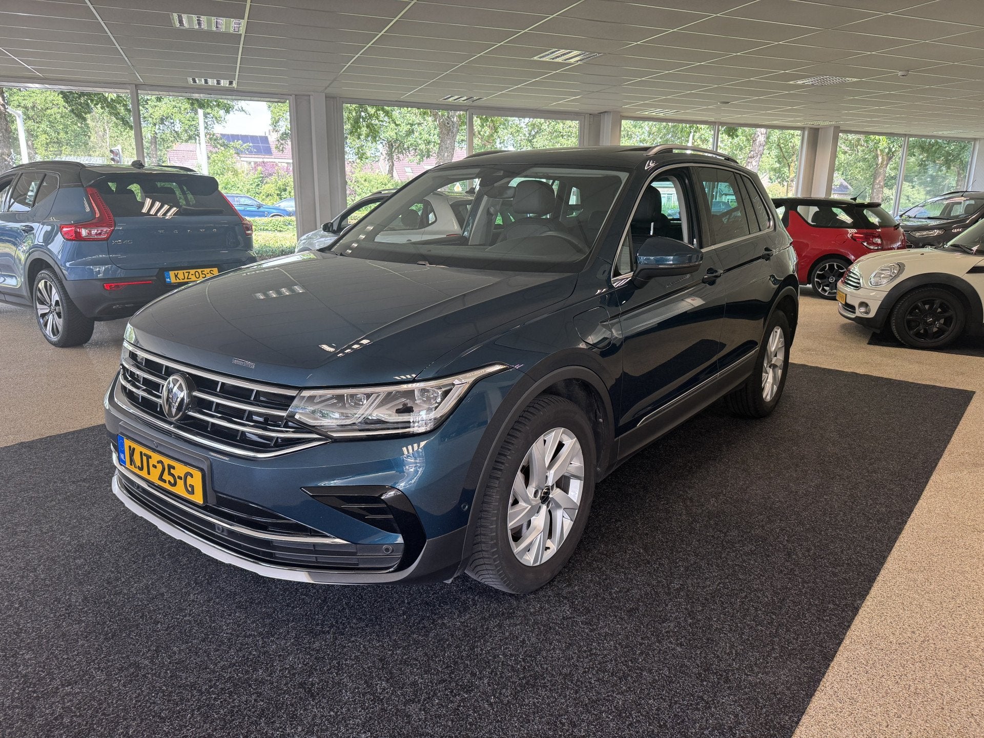 Volkswagen Tiguan 1.4 TSI eHybrid R-Line Business+ soh 100%, Auto's, Volkswagen, 4 cilinders, Blauw, Hybride Elektrisch/Benzine