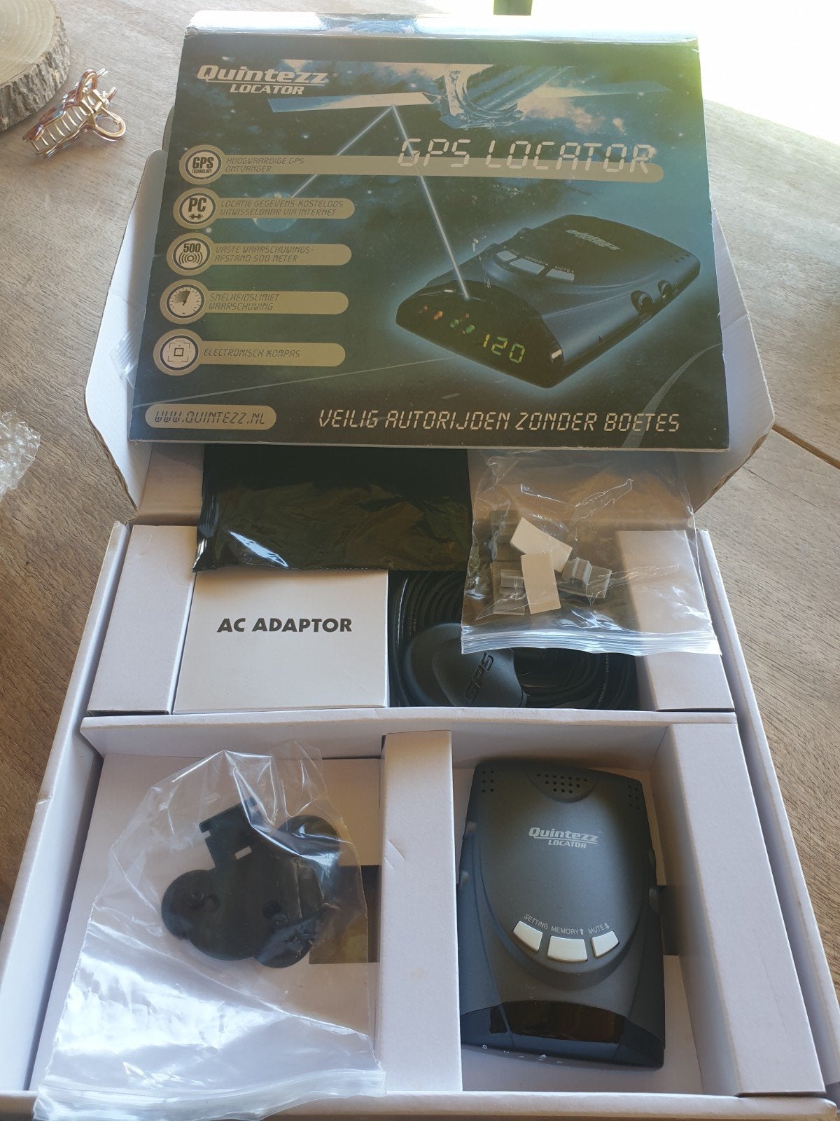 Quintezz GPS Locator - Veilig autorijden zonder boetes, Ophalen of Verzenden, Nieuw