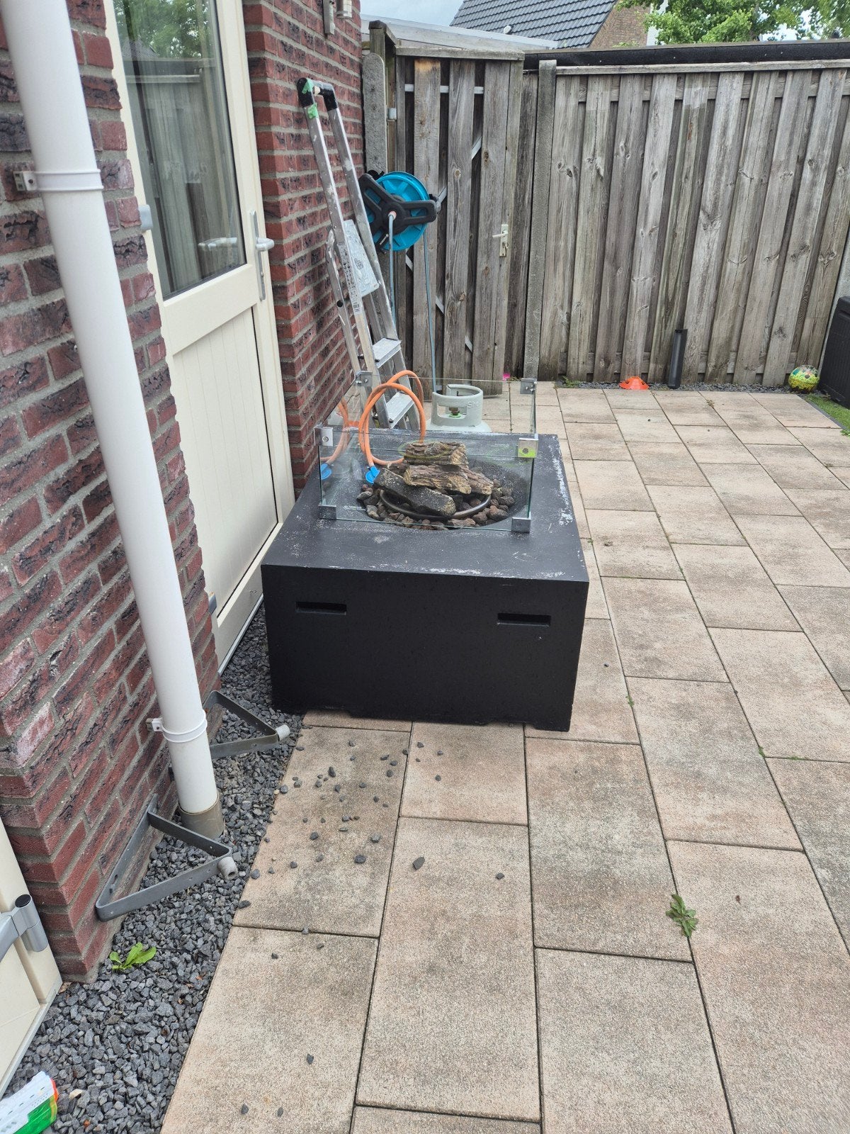 Moderne gashaard/vuurtafel voor buiten, Ophalen, Gebruikt, Vuurkorf