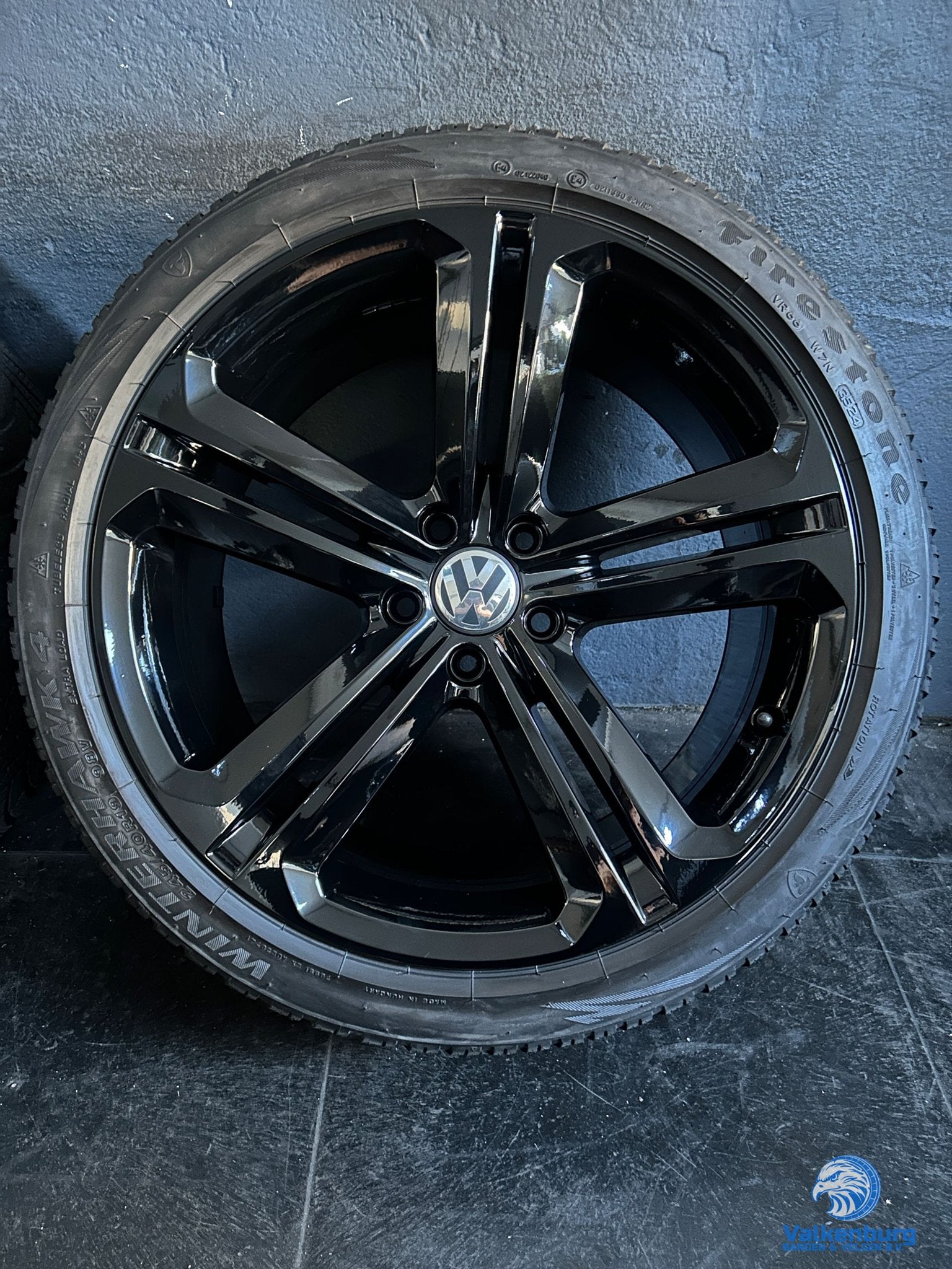 5-6mm! Originele VW Tiguan Mallory 19 inch zwarte velgen 5x1, 19 inch, -, -, Banden en Velgen