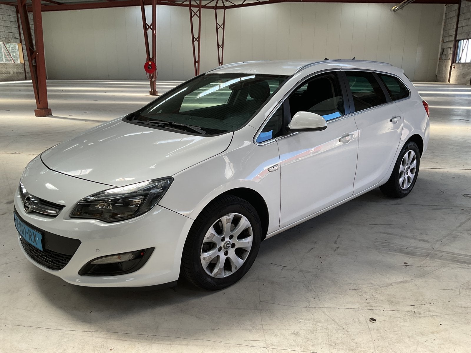 ASTRA 2.0 CDTI DIESEL AUTOMAAT BAK DEFECT BJ.2015 KM 354.000, Automaat, 4 cilinders, Wit, Diesel