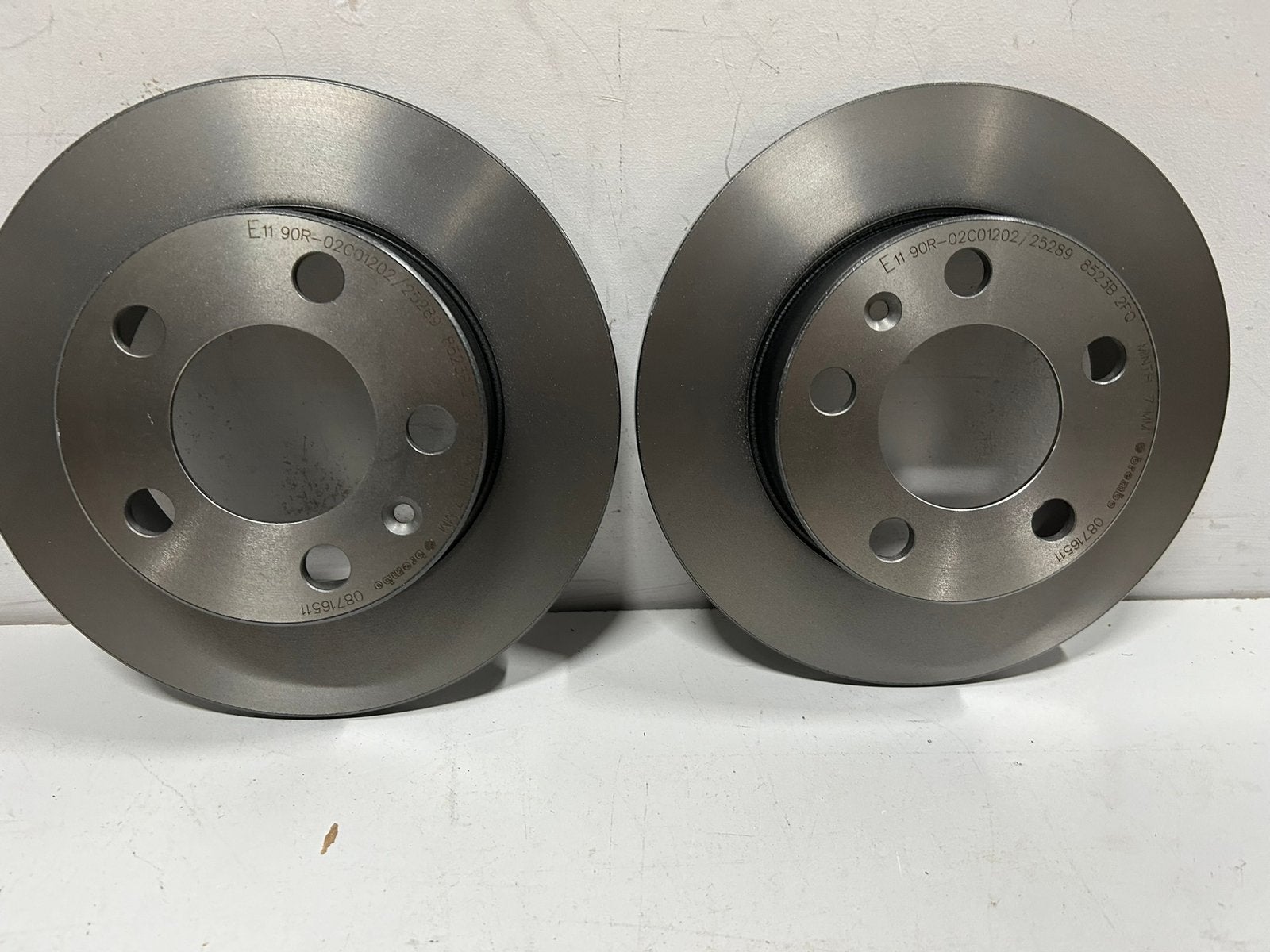 Brembo Remschijven Volkswagen Golf Polo Audi A1 Seat Ibiza, Ophalen of Verzenden, Nieuw, Audi
