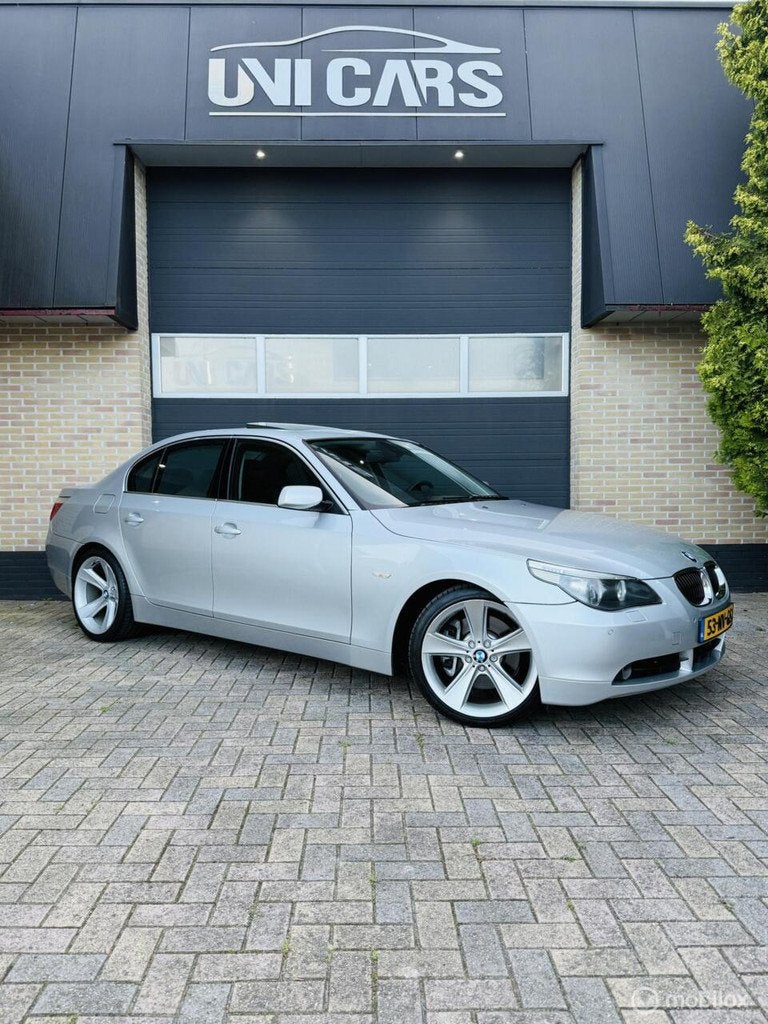 BMW 5-serie 545i high Executive|Leer|Navi|Opendak|STYLE 128, Automaat, Achterwielaandrijving, 8 cilinders, 2000 kg