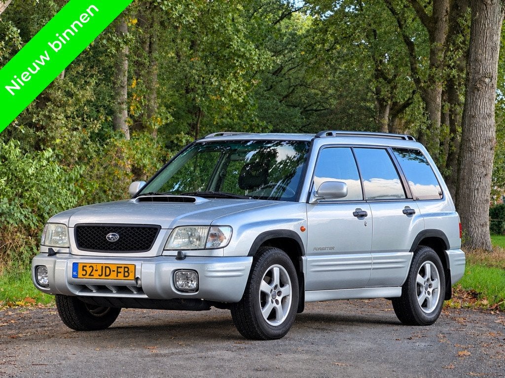 Subaru Forester 2.0 AWD XT Goed onderhouden nwe distributier, Auto's, 4 cilinders, Forester, 177 pk, SUV of Terreinwagen