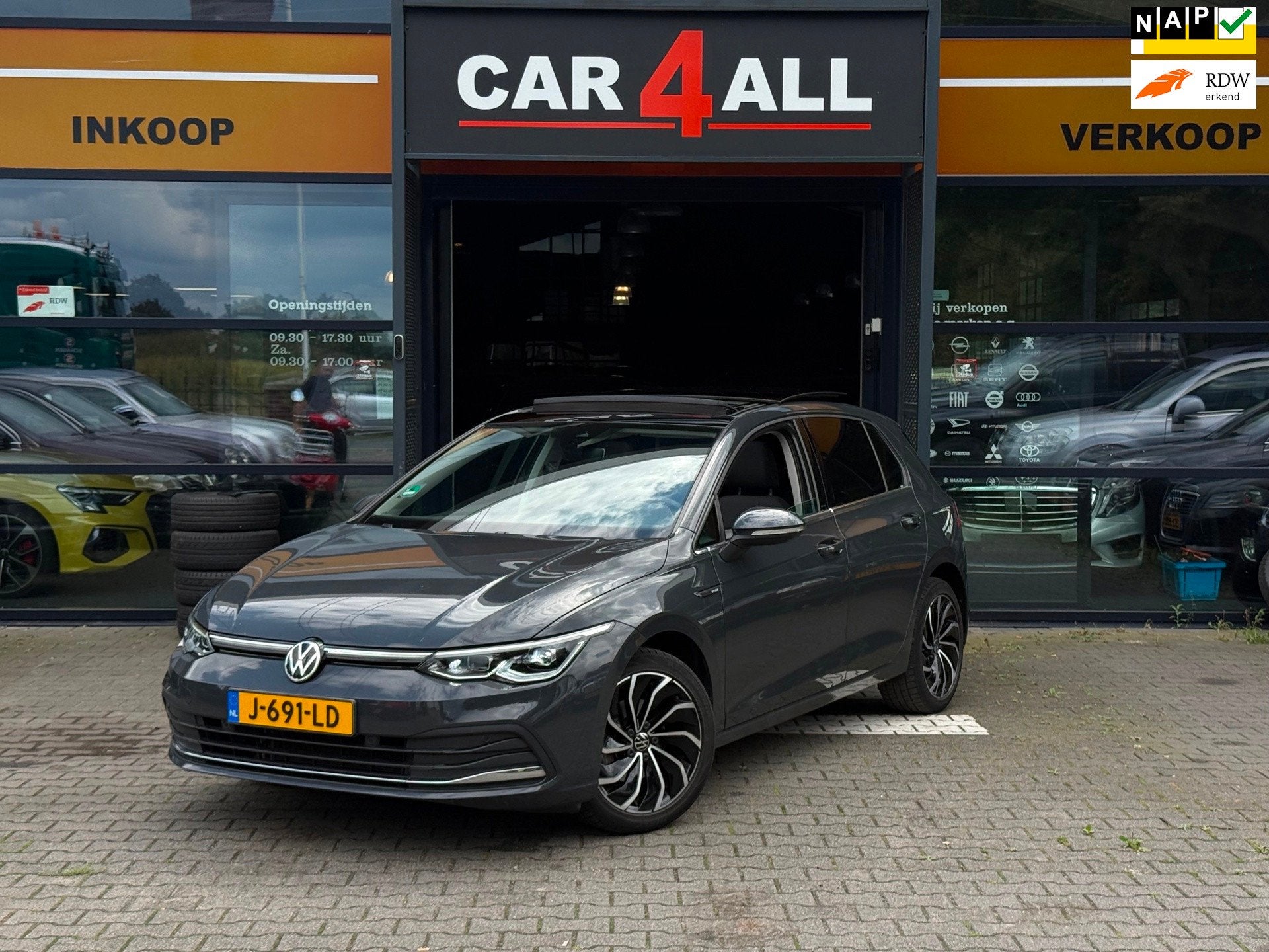 Volkswagen Golf 1.5 TSI Style PANO/MEMORY/PDC/ACC/IQLIGHT/BO, Stof, 4 cilinders, Origineel Nederlands, Bedrijf