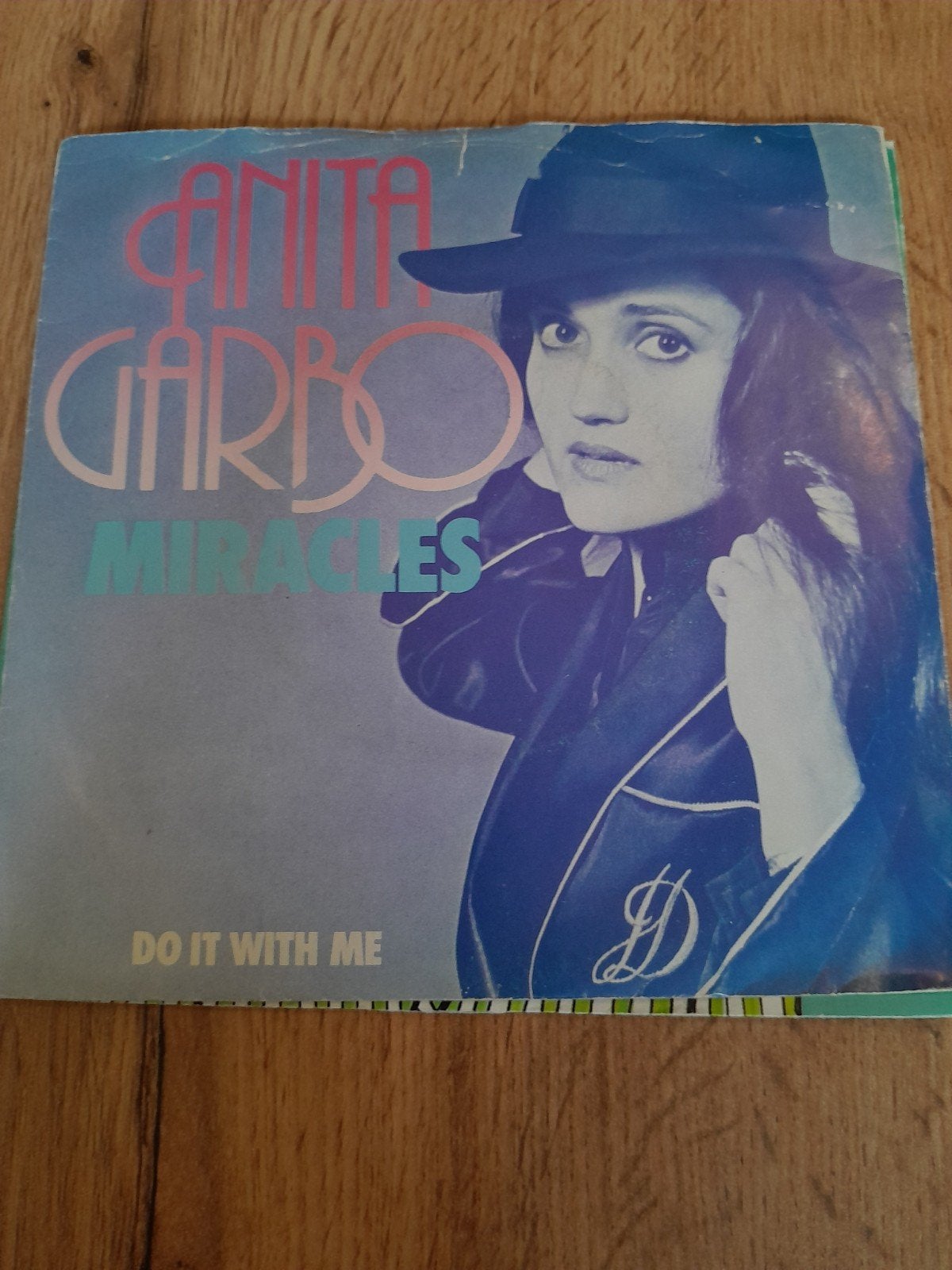 anita carbo 7 inch miracles, Ophalen of Verzenden, Zo goed als nieuw, Nederlandstalig