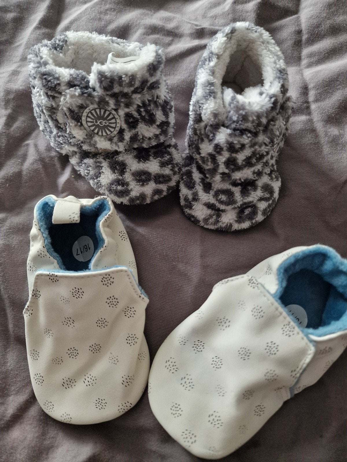 Leuke babyslofjes en schoentjes, maat 16/17, Kinderen en Baby's, Gebruikt, Jongetje of Meisje, Laarsjes, Ophalen of Verzenden