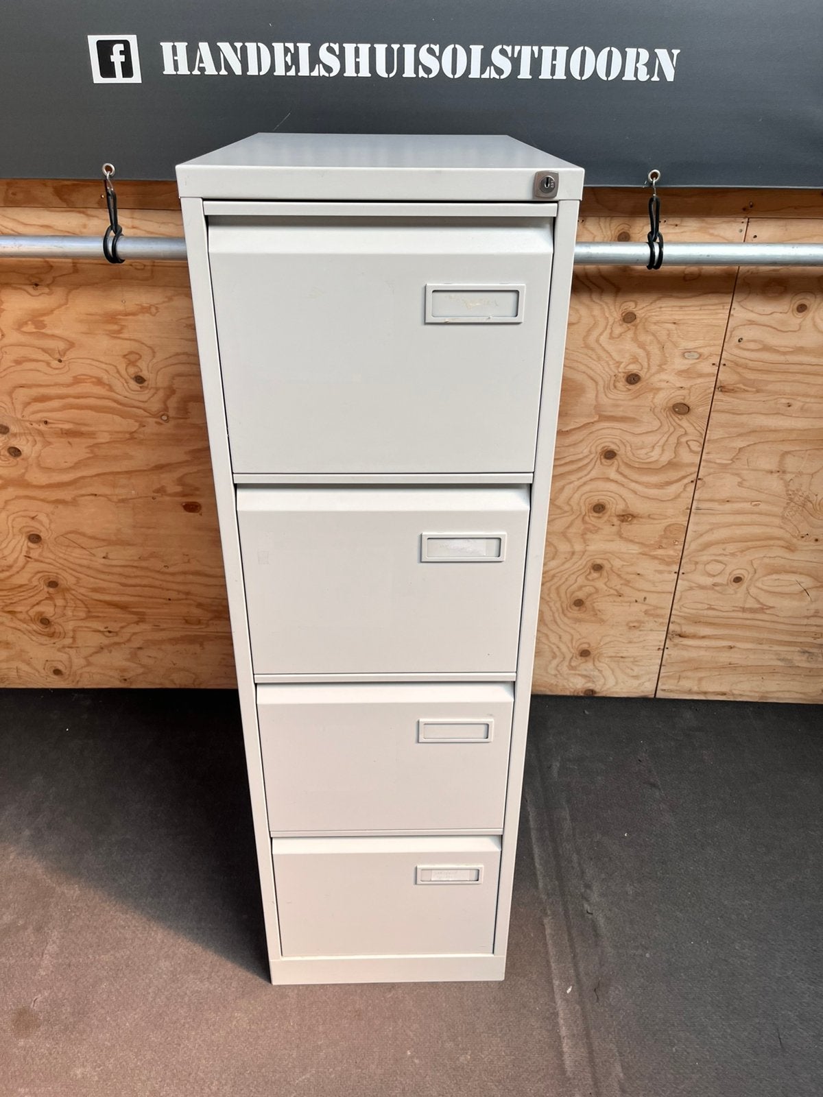 Metalen ladekast, Ophalen, Minder dan 50 cm, 100 tot 150 cm, Xx