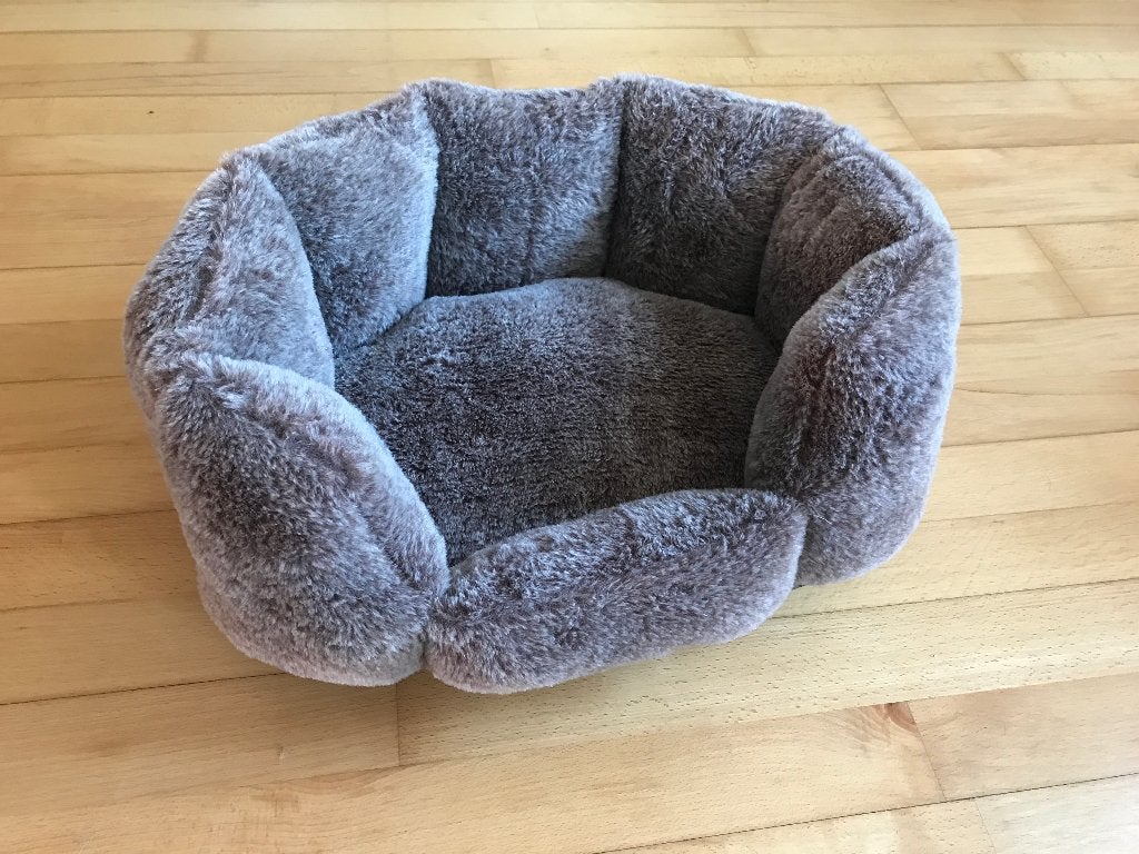 mandje voor kleine hond of kat, Ophalen of Verzenden, Nieuw, Pluche