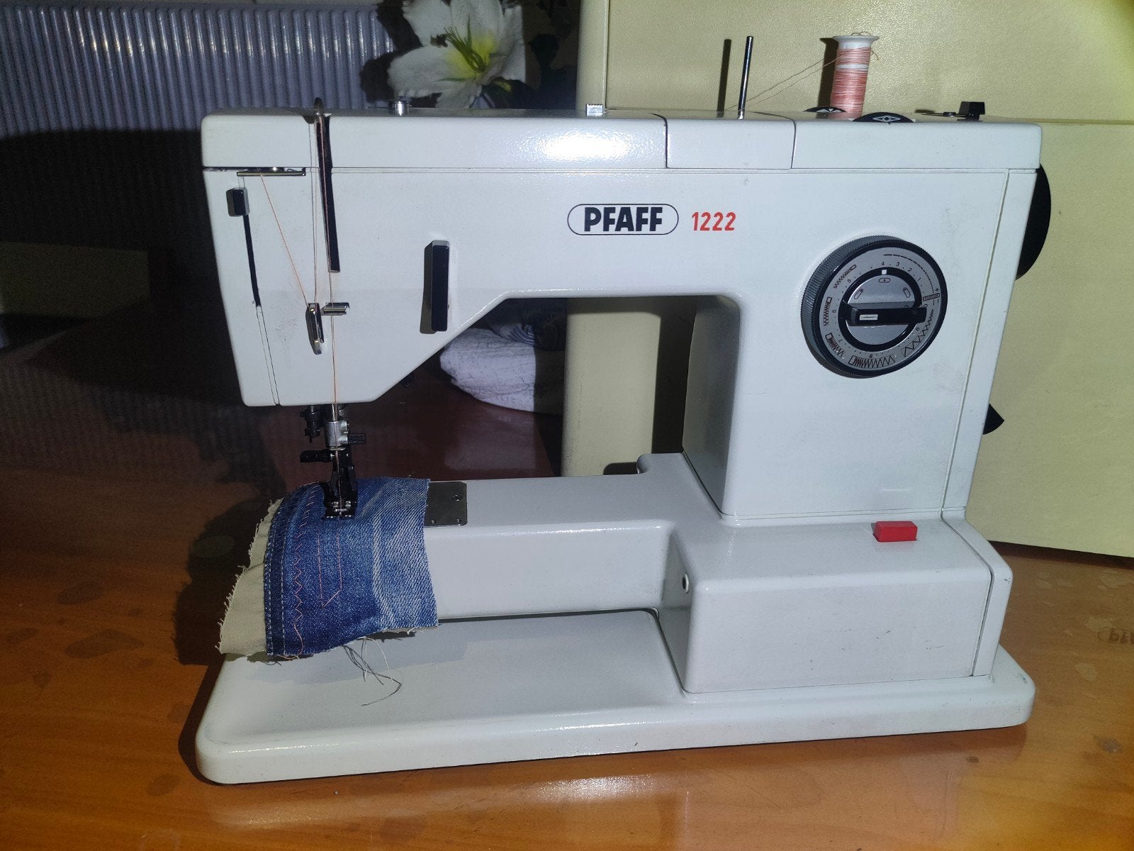 PFAFF 1222 Elec prof. Krachtig, ook v. zware stoffen, leder,, Ophalen of Verzenden, Zo goed als nieuw, Naaimachine, Pfaff