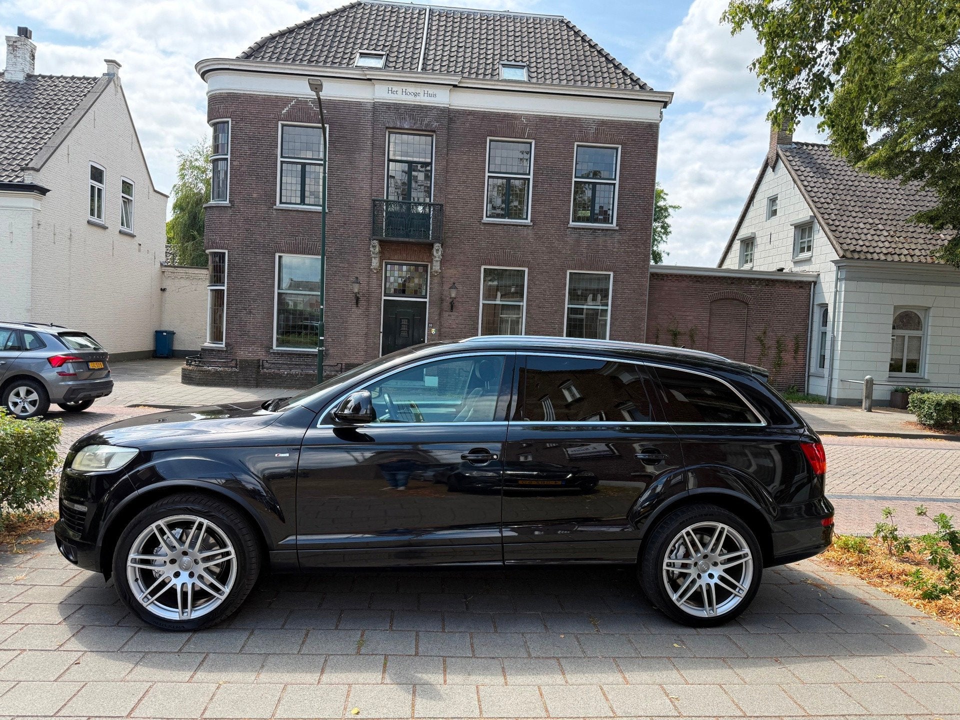 Audi Q7 4.2 FSI quattro 5+2 PANO ADAPTIEF COURSE LUCHTVERING, Auto's, Audi, Automaat, Gebruikt, 2245 kg, 7 stoelen