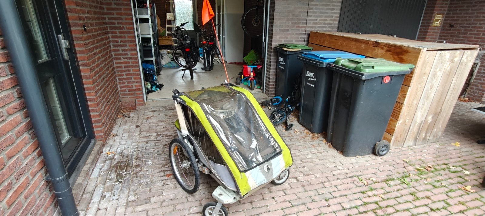 Chariot Cougar 2 (Thule) fietskar, Ophalen, Gebruikt, Vering, Thule Chariot