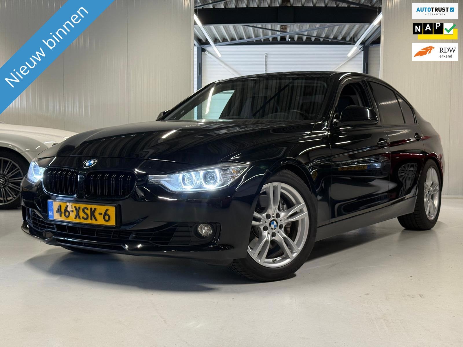 BMW 3-serie 335i 306PK! Automaat|Navigatie!, Automaat, Euro 5, Achterwielaandrijving, Gebruikt