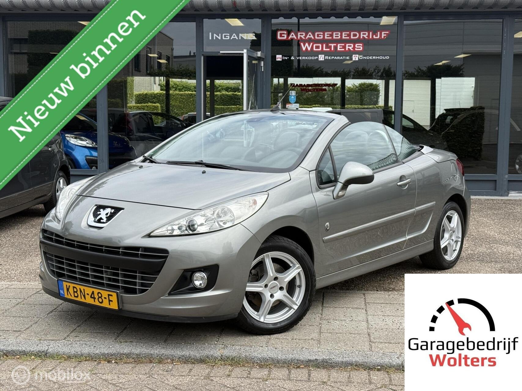 Peugeot 207 CC 1.6 VTi Roland Garros vol opties stoelverwarm, Auto's, Voorwielaandrijving, Euro 5, Gebruikt, Zwart
