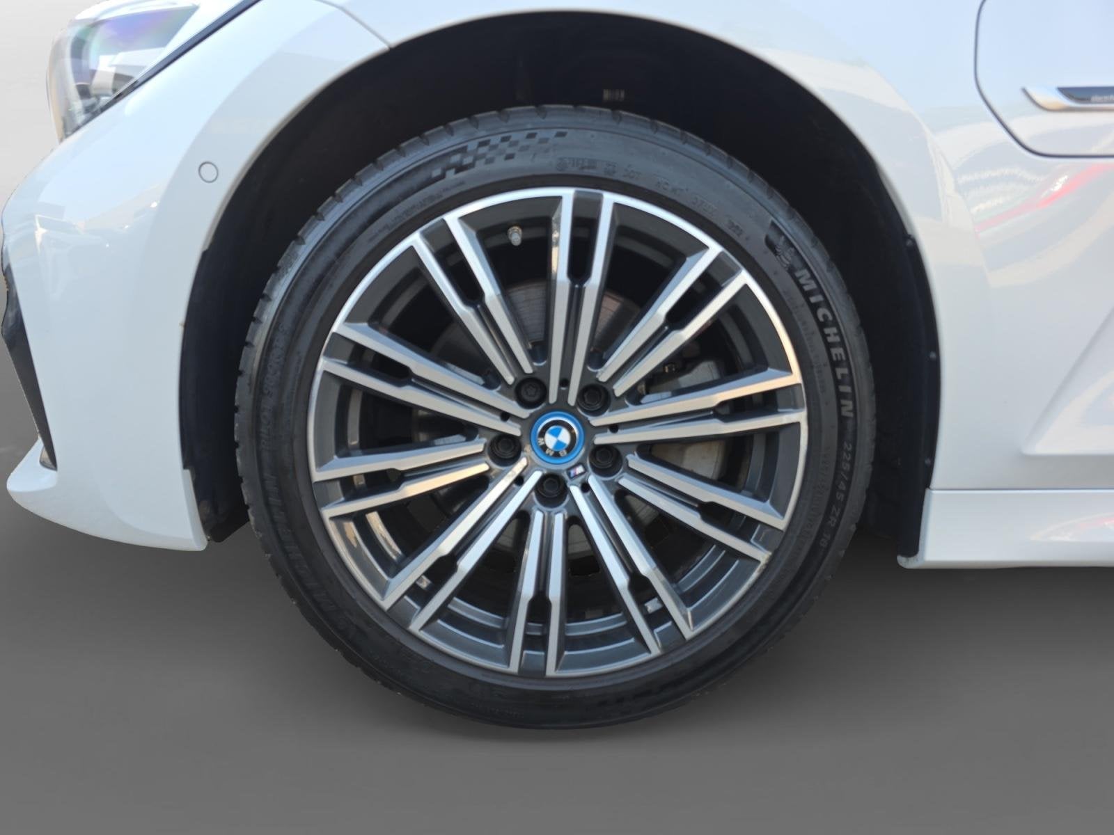 BMW 3-serie Touring 320e Business Edition Plus | Dealer onde, Auto's, Gebruikt, Euro 6, 4 cilinders, Wit