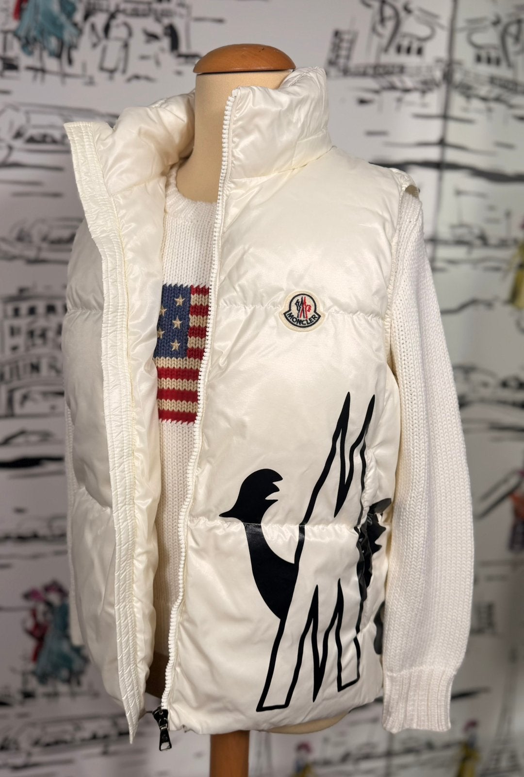 Moncler jongens Gesse dons jas bodywarmer maat 12 (580 euro), Moncler EU, Ophalen of Verzenden, Zo goed als nieuw, Moncler