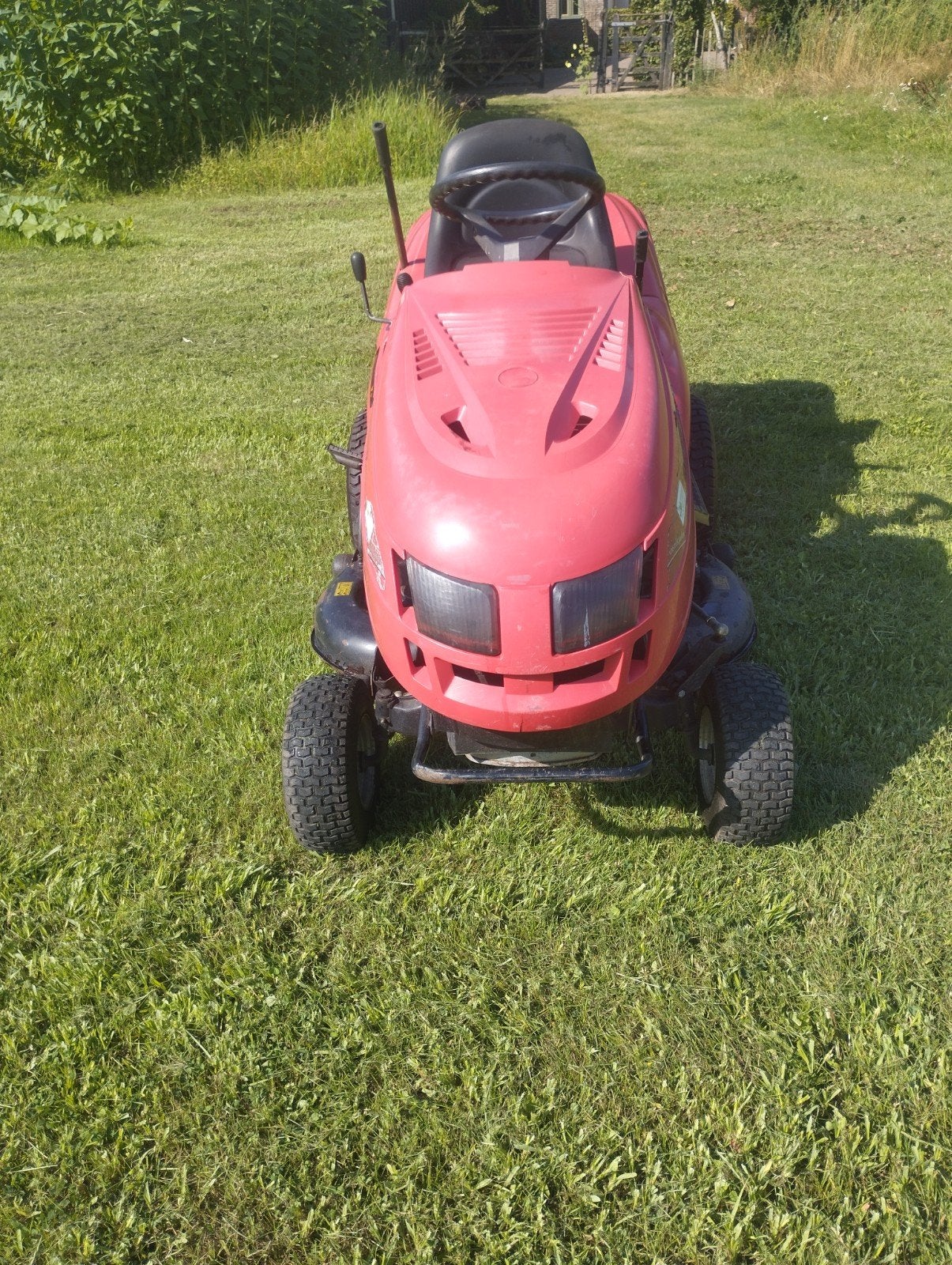 Rode zitmaaier 11.5 PK met opvangbak, Ophalen, Cirkelmaaier, Gebruikt, Opvangbak
