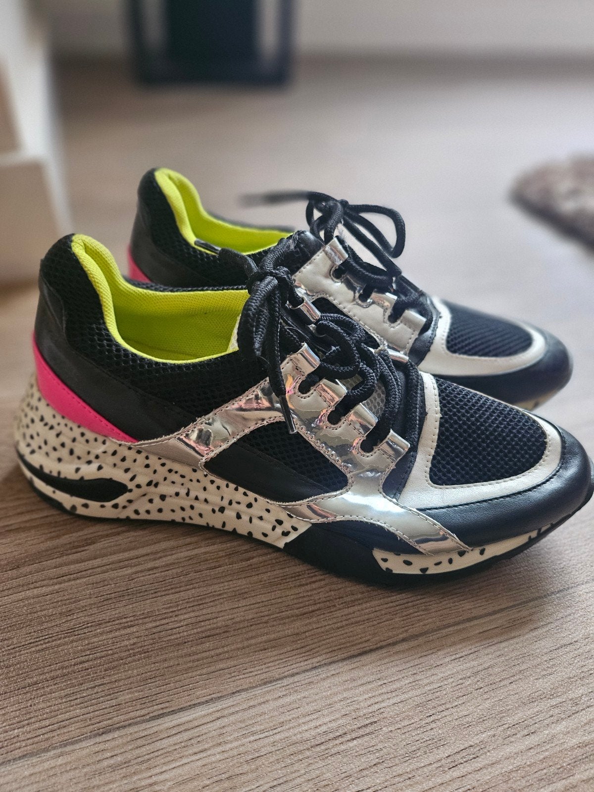 Steve Madden Sneakers Zwart/Zilver/Neon Geel, Zwart, Steve Madden, Ophalen of Verzenden, Sneakers of Gympen