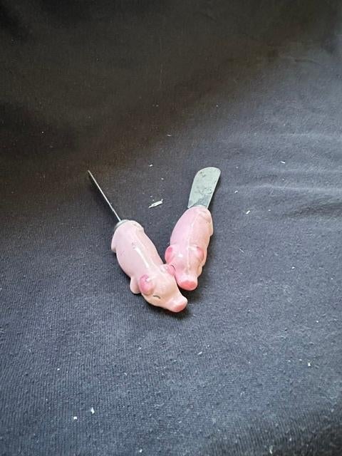 Varkens Botermesjes, Ophalen of Verzenden, Zo goed als nieuw, Dier