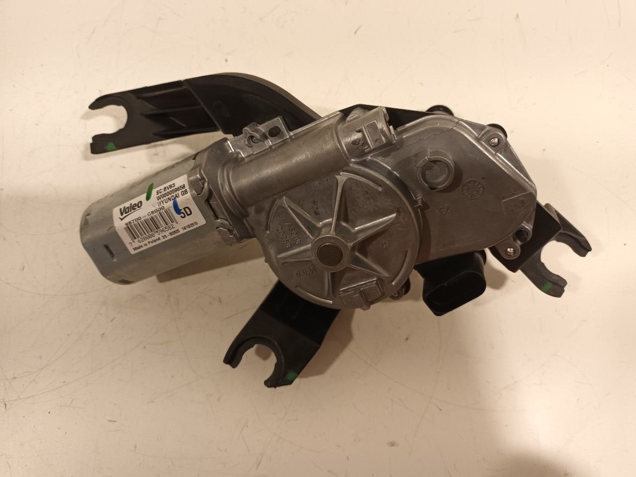 Ruitenwissermotor achter Hyundai i20, Onderdelen@venauto.nl, Van der Ven Autorecycling B.V., Gebruikt, Ettenseweg 76, 4706 PB Roosendaal, The Netherlands