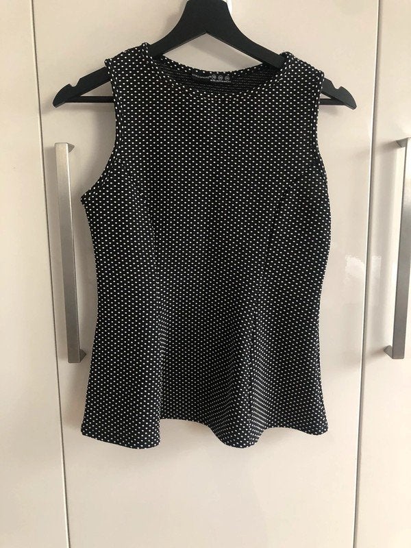 Zwarte peplum top polkadot stippen, Maat 38/40 (M), Zwart, Ophalen of Verzenden, Zo goed als nieuw