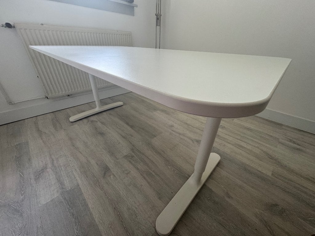 IKEA BEKANT bureau 160x80 cm – wit – verstelbare poten, Ophalen, Demontabel, Gebruikt, IKEA