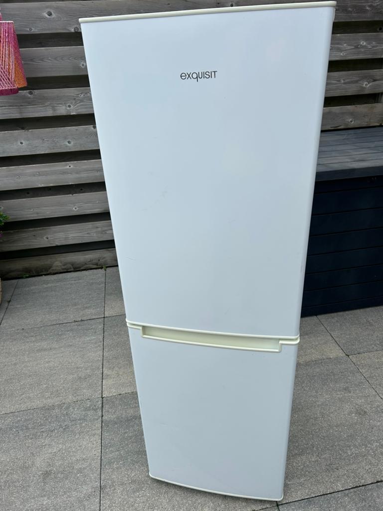 Exquisit kgc230 Koelvries combi Slank model, Witgoed en Apparatuur, Koelkasten en IJskasten, Ophalen, Gebruikt, 100 tot 150 liter
