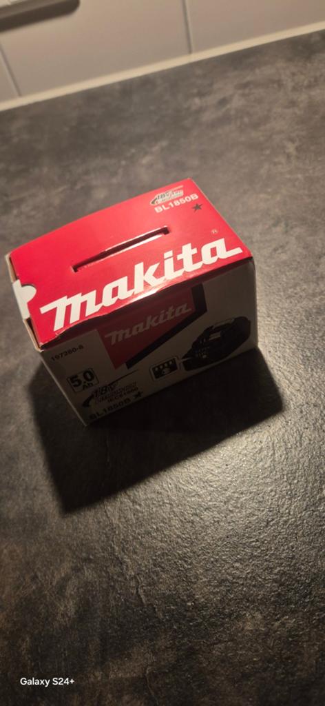 Nieuwe Makita 18V 5.0Ah Li-ion Accu BL1850B, Ophalen of Verzenden, Nieuw
