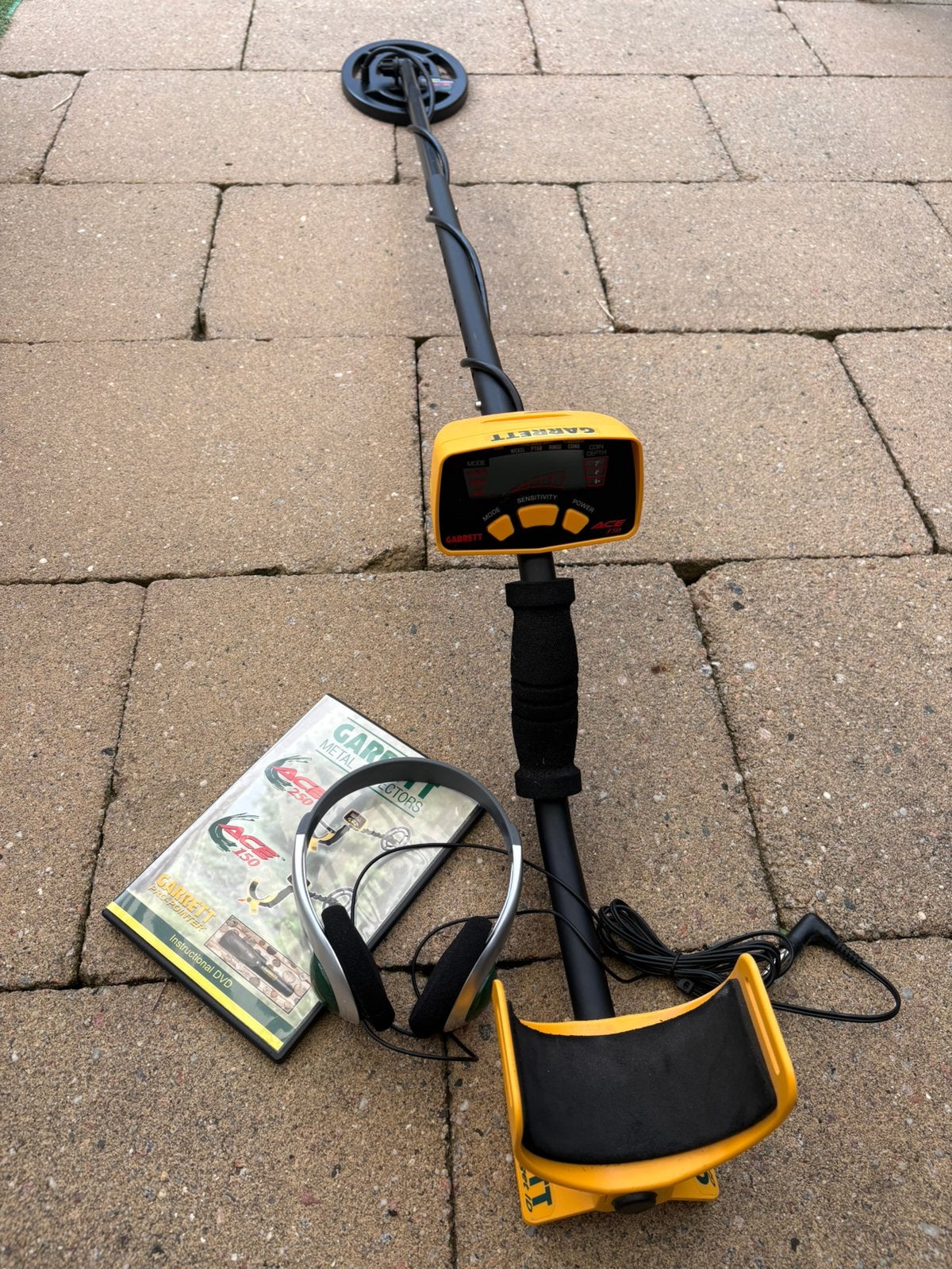 Garrett Ace 150 metaaldetector, Ophalen of Verzenden, Zo goed als nieuw, Garrett, Instelbare gevoeligheid