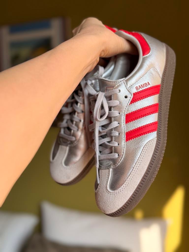 Adidas Samba Shibuya Limited Edition Sneakers 39 1/3, Kleding | Dames, Schoenen, Ophalen of Verzenden, Zo goed als nieuw, Overige kleuren