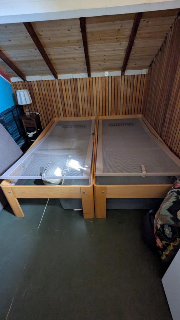 2 Auping ledikanten 90x200cm met verstelbare spiralen, Ophalen, Gebruikt, 90 cm, Eenpersoons
