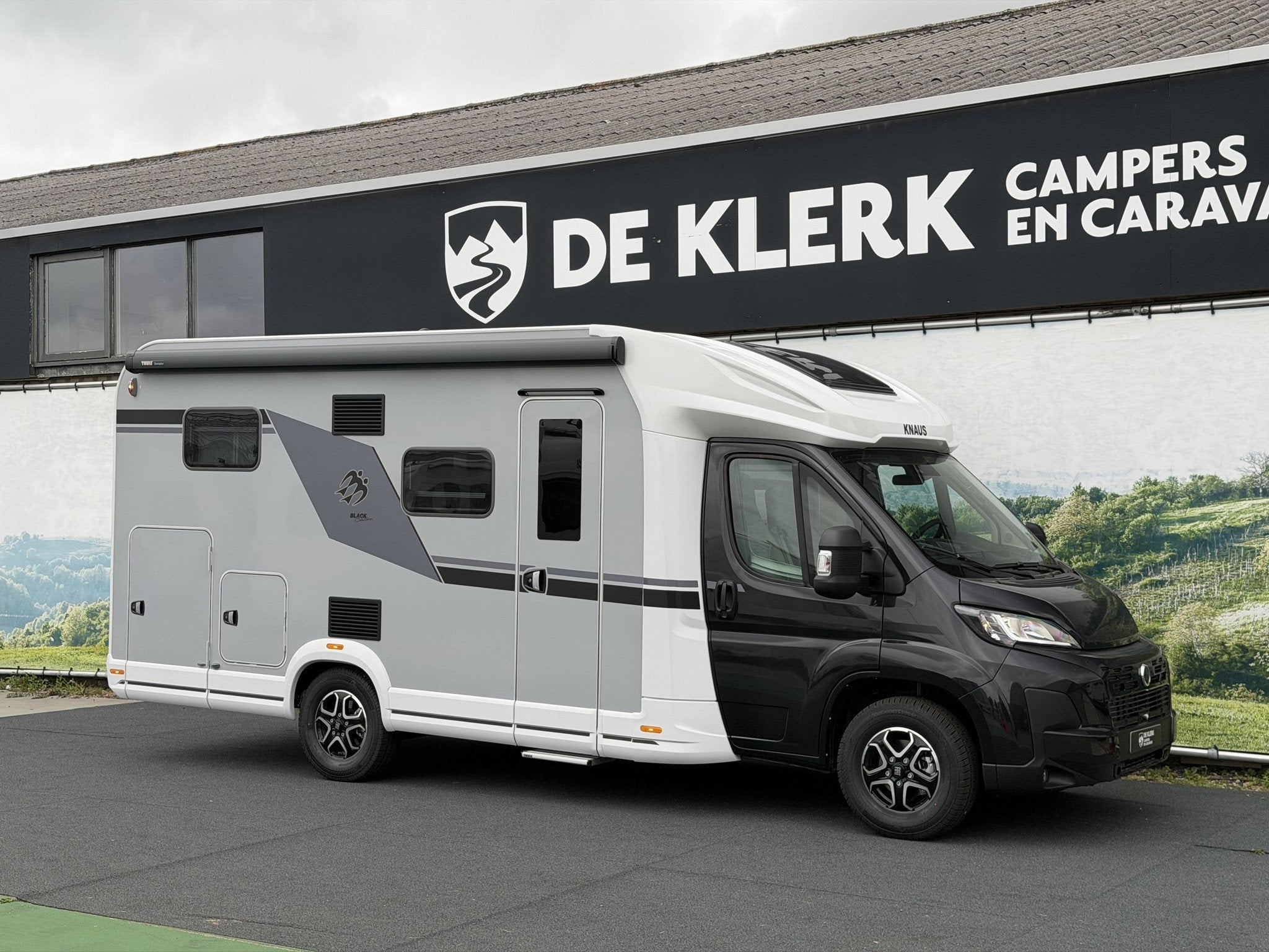 Knaus Live Wave 650 MEG Black Select (bj 2026), Automaat, 6 tot 7 meter, Bedrijf, Diesel