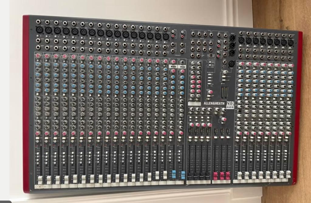 Allen & Heath ZED-428 24 channel analog Mixer USB, Ophalen of Verzenden, Gebruikt, Audio
