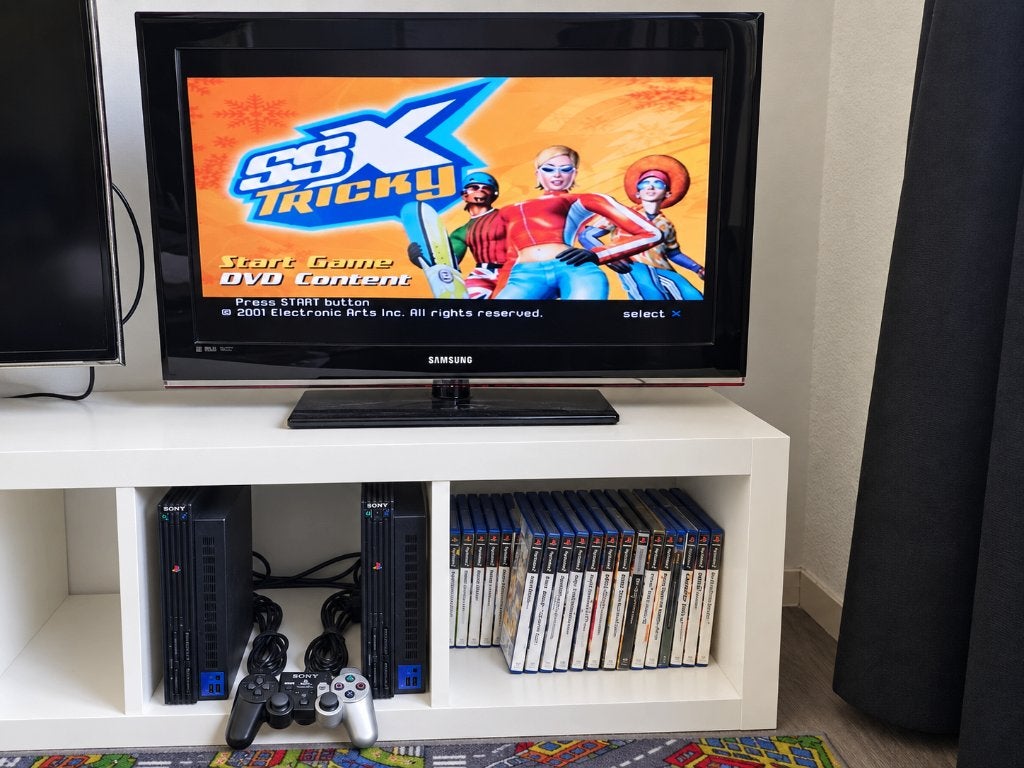 ps2 bundel met 33 spellen 2 joysticks en memory card!, Ophalen, Gebruikt, Overige genres, Eén computer