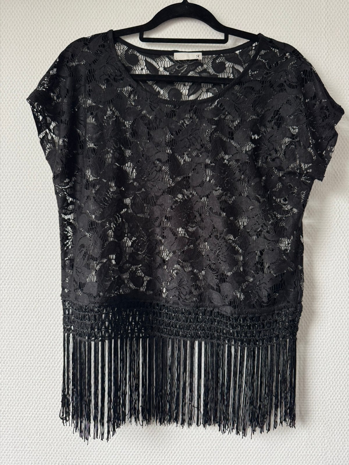 Supertrash kanten top met franjes zwart maat L, Verzenden, Zwart, Maat 42/44 (L), Zo goed als nieuw