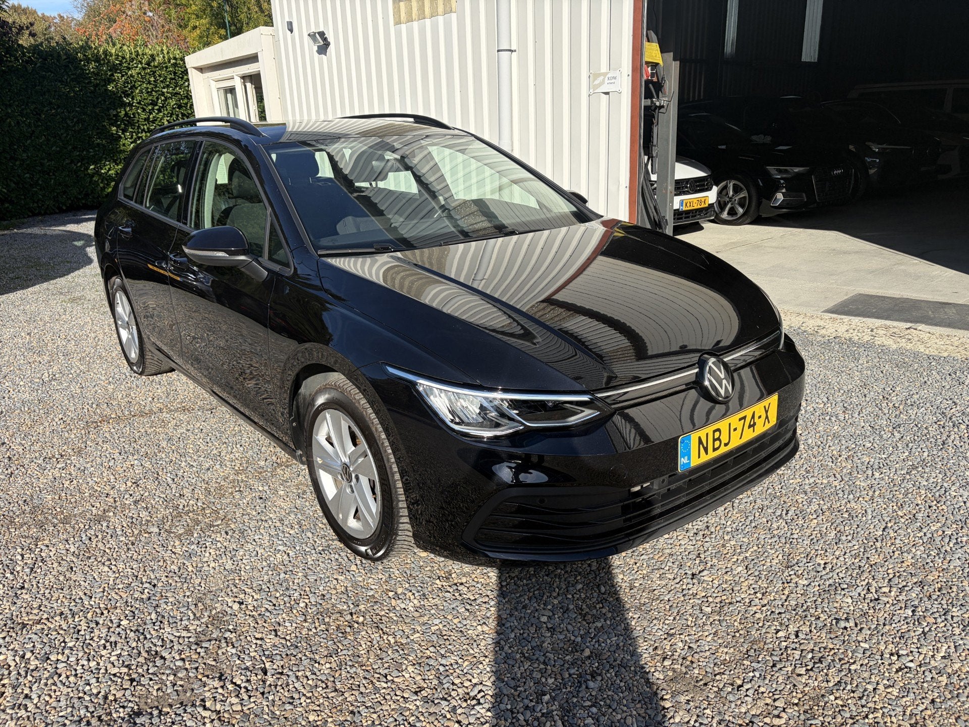 Volkswagen Golf Variant 8 1.0 eTSI Life Business DSG BTW in, Dealer onderhouden, Stof, Gebruikt, 150 pk