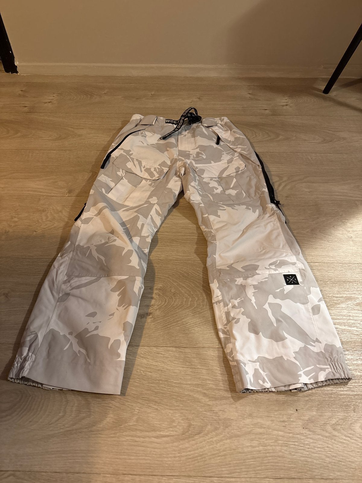 Dope Snow broek - Maat S - Zo goed als nieuw, Kleding | Heren, Ophalen of Verzenden, Zo goed als nieuw, Maat 46 (S) of kleiner