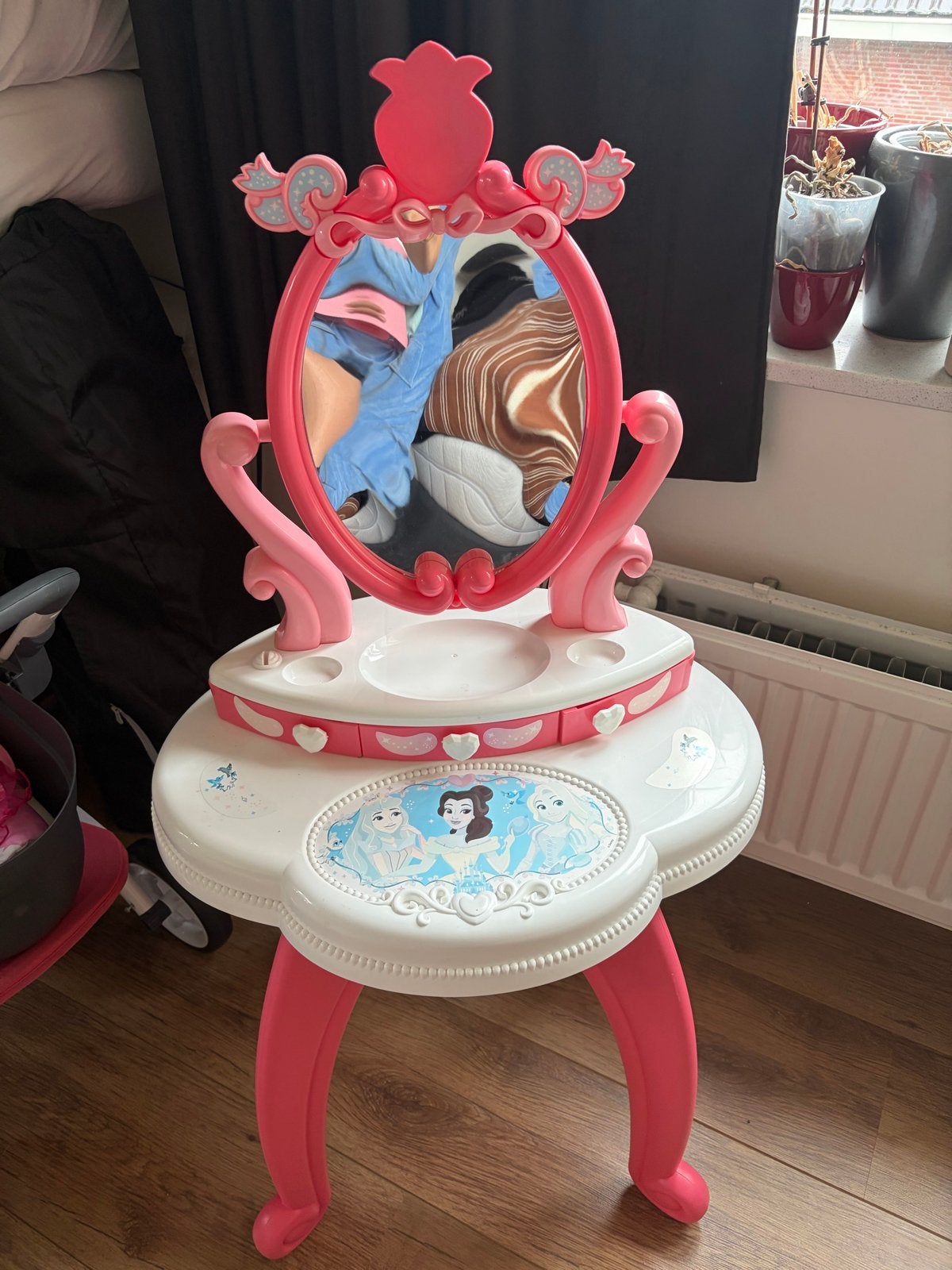 Disney Kaptafel met spiegel - Gebruikt, Ophalen, Gebruikt