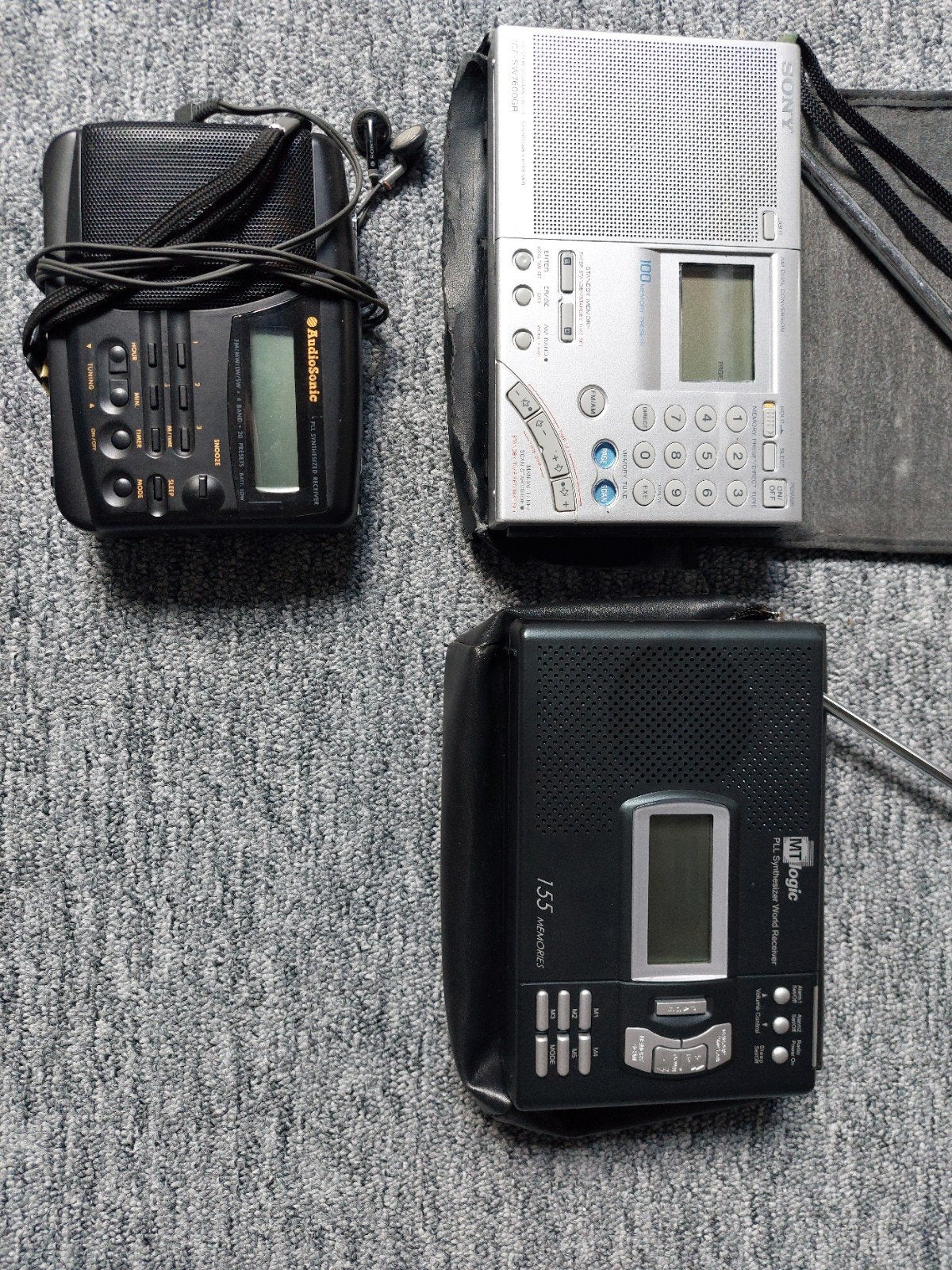 Verzameling radio's, waaronder 2 Philips wereldontvangers, Audio, Tv en Foto, Radio's, Ophalen, Gebruikt, Wereldontvanger